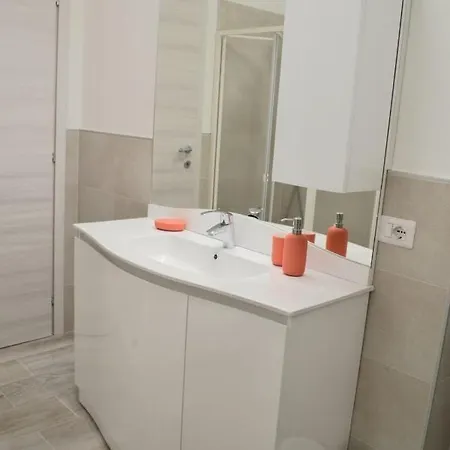 Apartment Le Grigne - The Garden Oliveto Lario